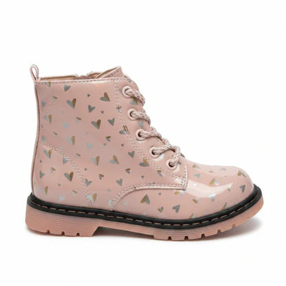 Paire de bottines enfant couleur rose clair avec imprimé cœurs et design élégant